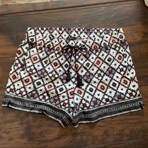 ❌❌SOLD❌ ❌Printed Loft drawstring shorts